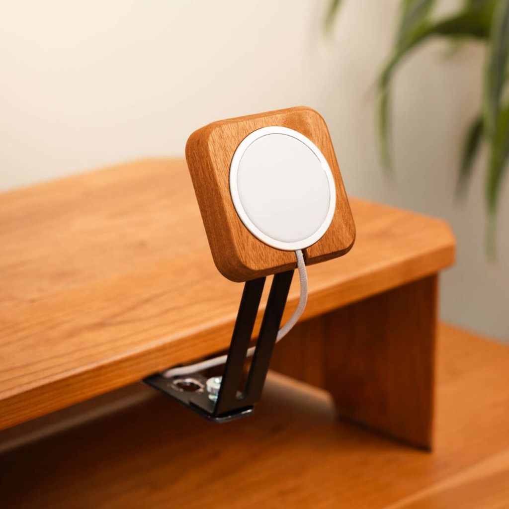 VITALSTAND Apex Magnetic MagSafe Charger Holder