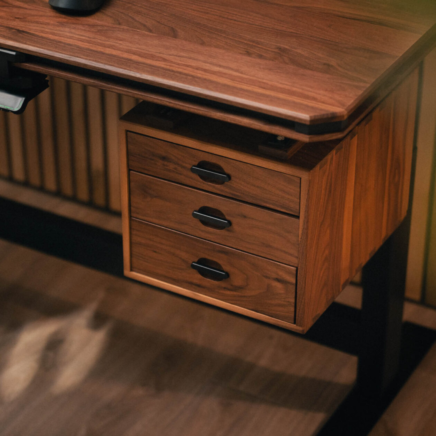 VITALSTAND Apex 3-Drawer Storage Cubby