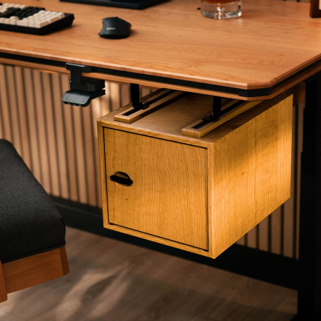 VITALSTAND Apex 1-Shelf Door Cubby