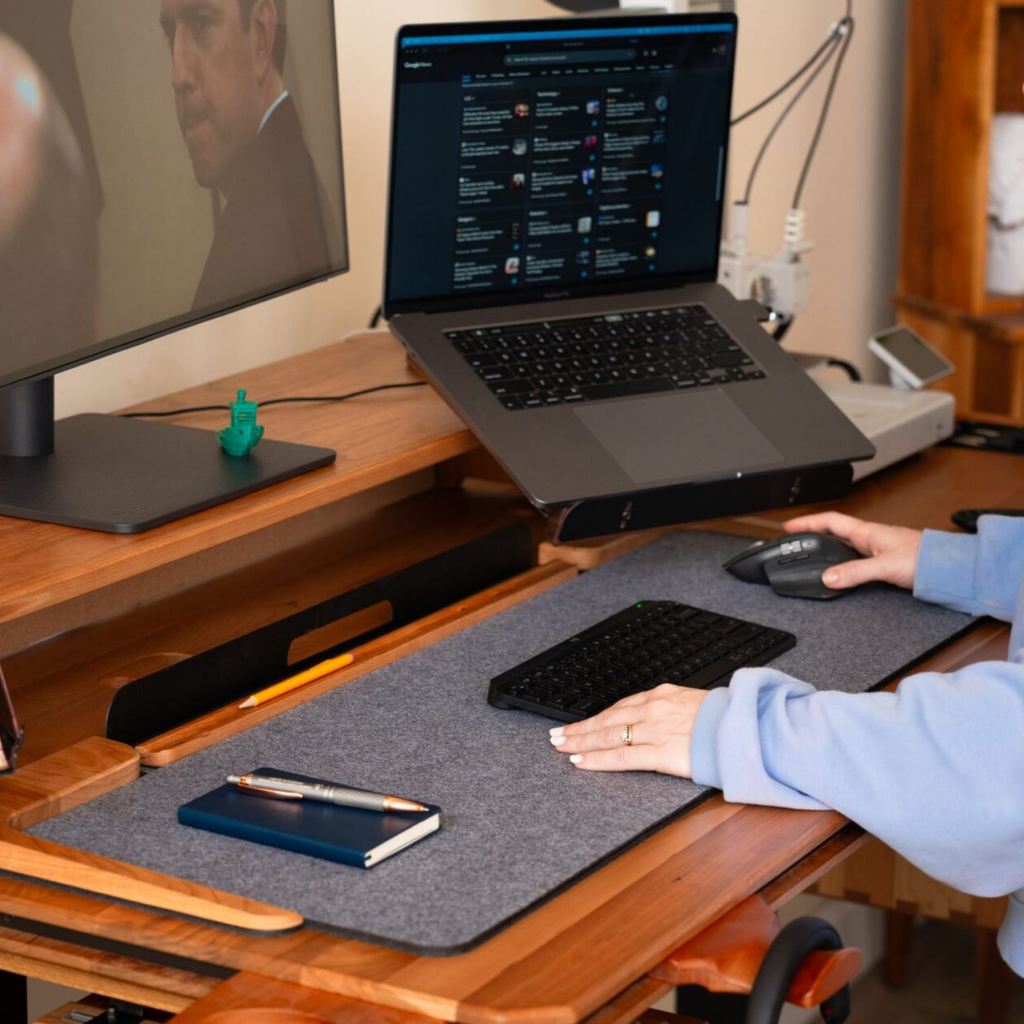 VITALSTAND Apex Magnetic Laptop Holder